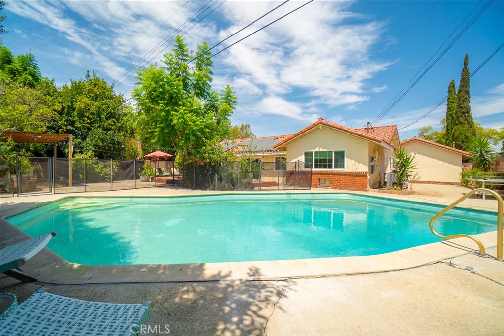 702 E Cumberland, Orange, CA 92865 — photo 1