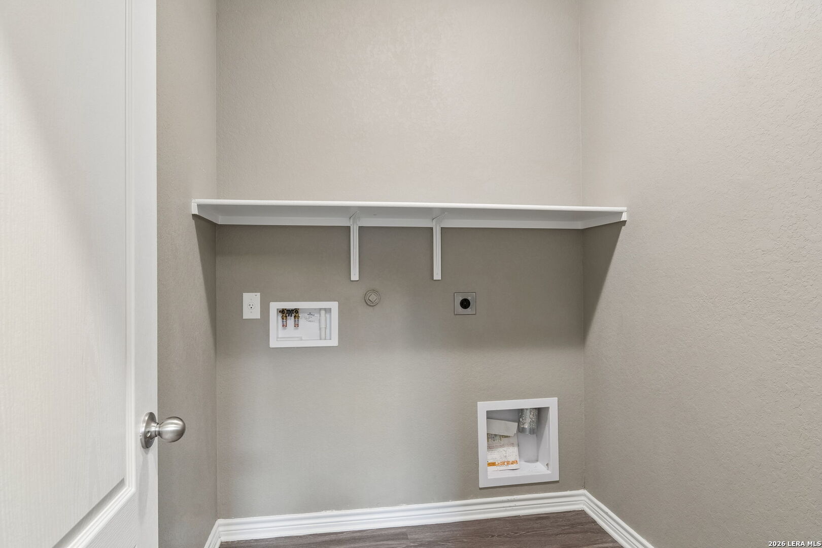 102 ANCHOR BLF, , 78148 — photo 1
