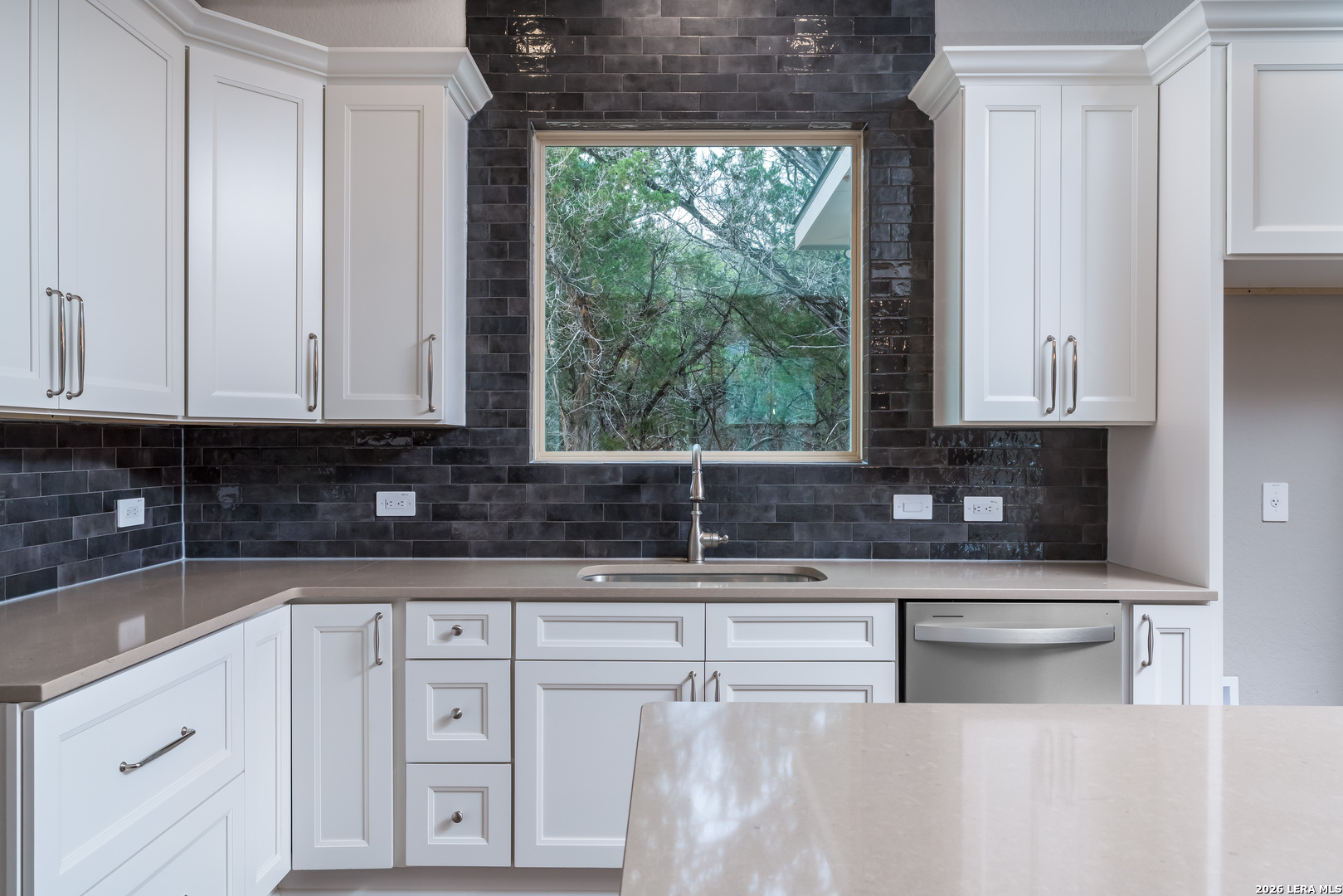 153 Spotted Horse Trail, ,  78003 — photo 1