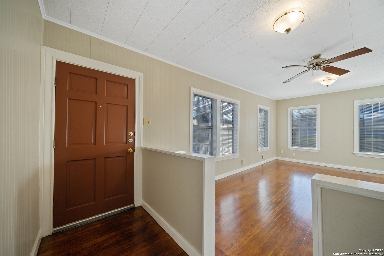 103 Cosgrove, ,  78210 — photo 1