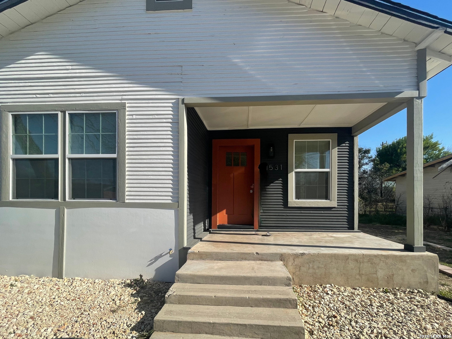 1531 French, , 78201 — photo 1