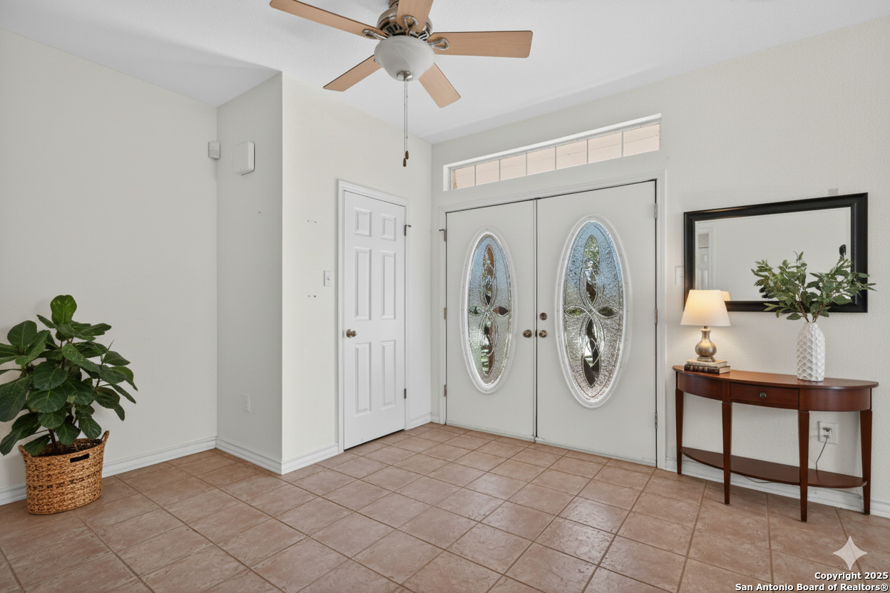 801 Gallagher Dr, Canyon Lake, TX 78133 — photo 1