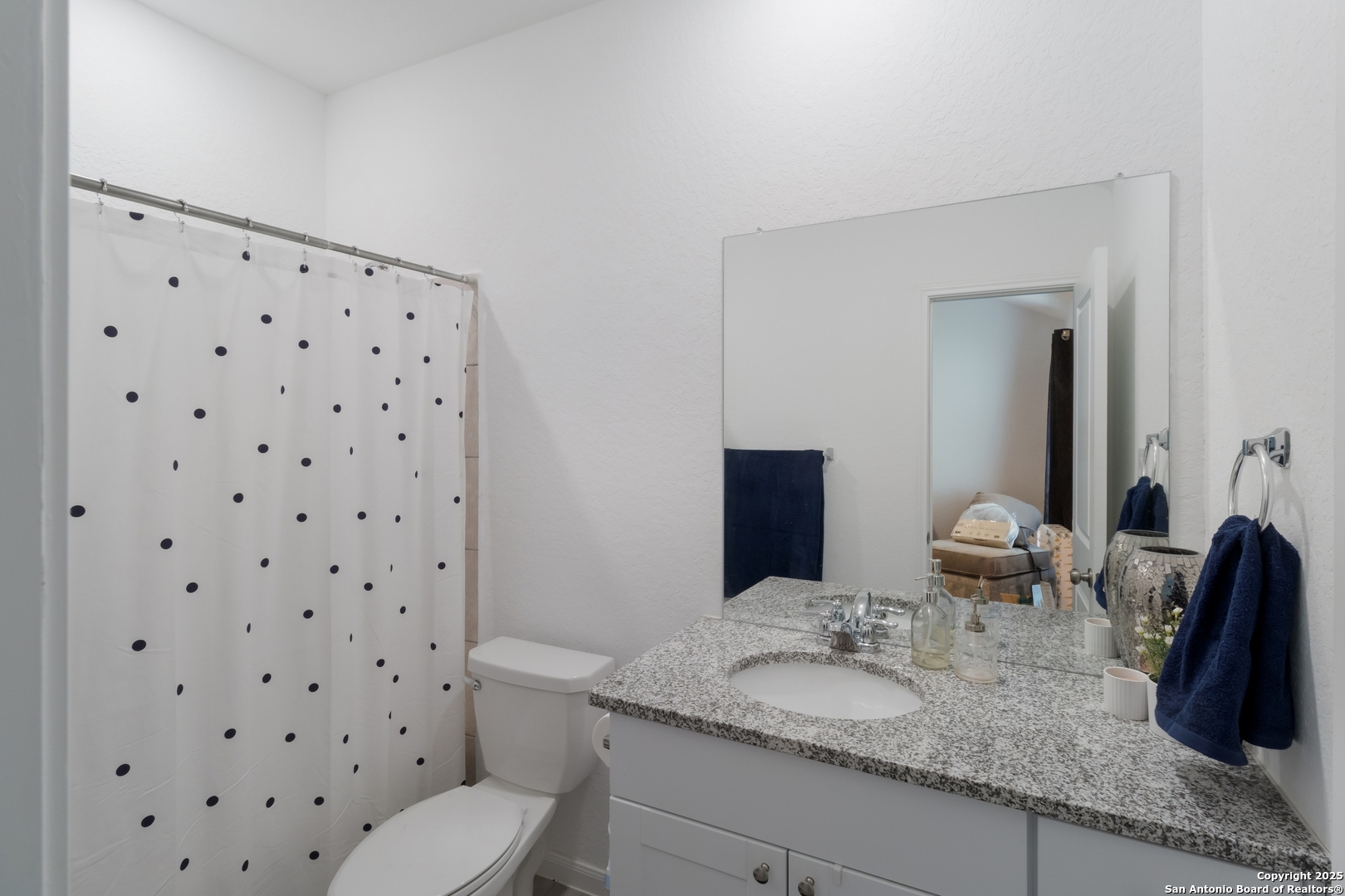 337 Cordova Crossing, ,  78155 — photo 1
