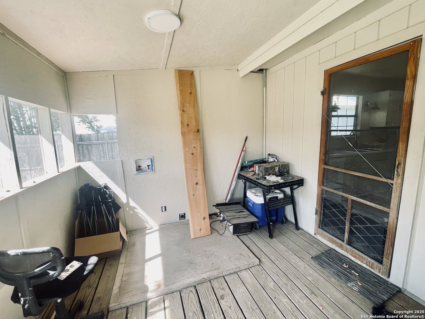 506 5th, , 78834 — photo 1