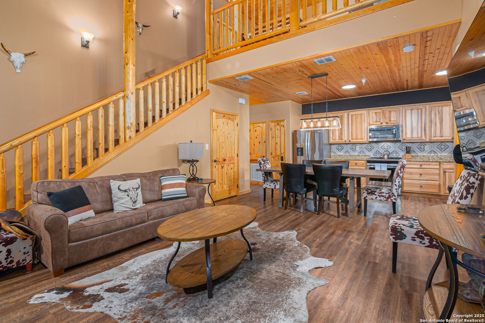 1554 Gruene Rd, New Braunfels, TX 78130 — photo 1