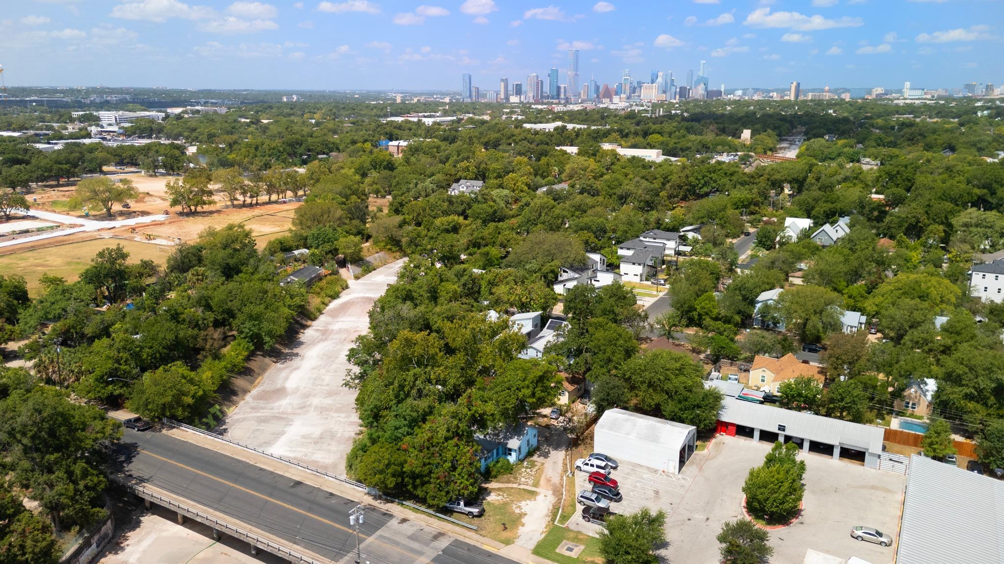 920 SHADY, Austin, TX 78702 — photo 1