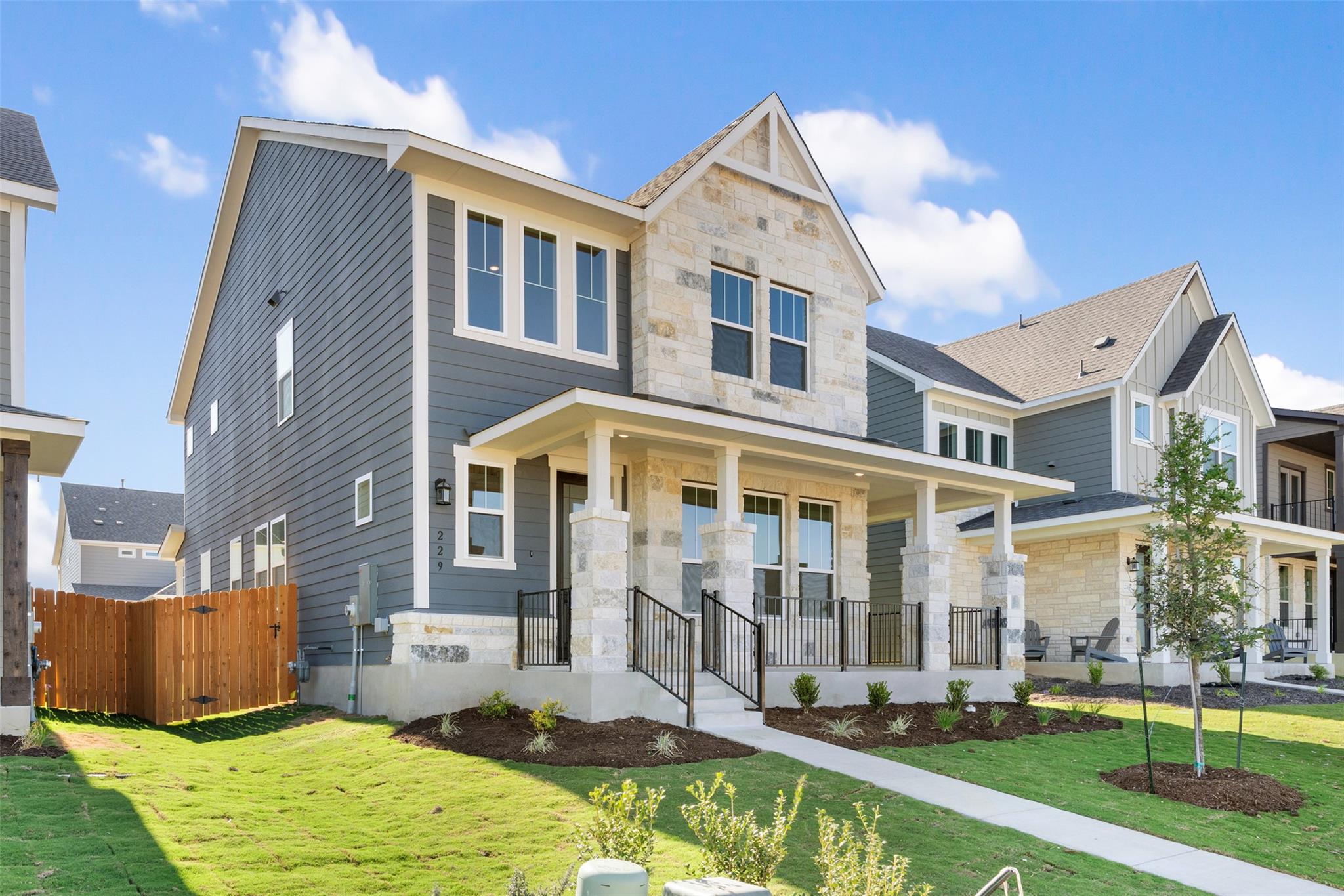 417 Carr, Liberty Hill, TX 78642 — photo 1