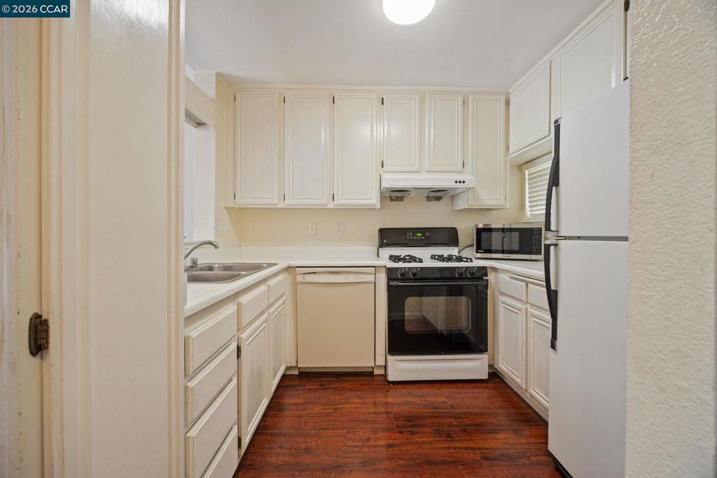 388 Mill Road, Martinez, CA 94553 — photo 1