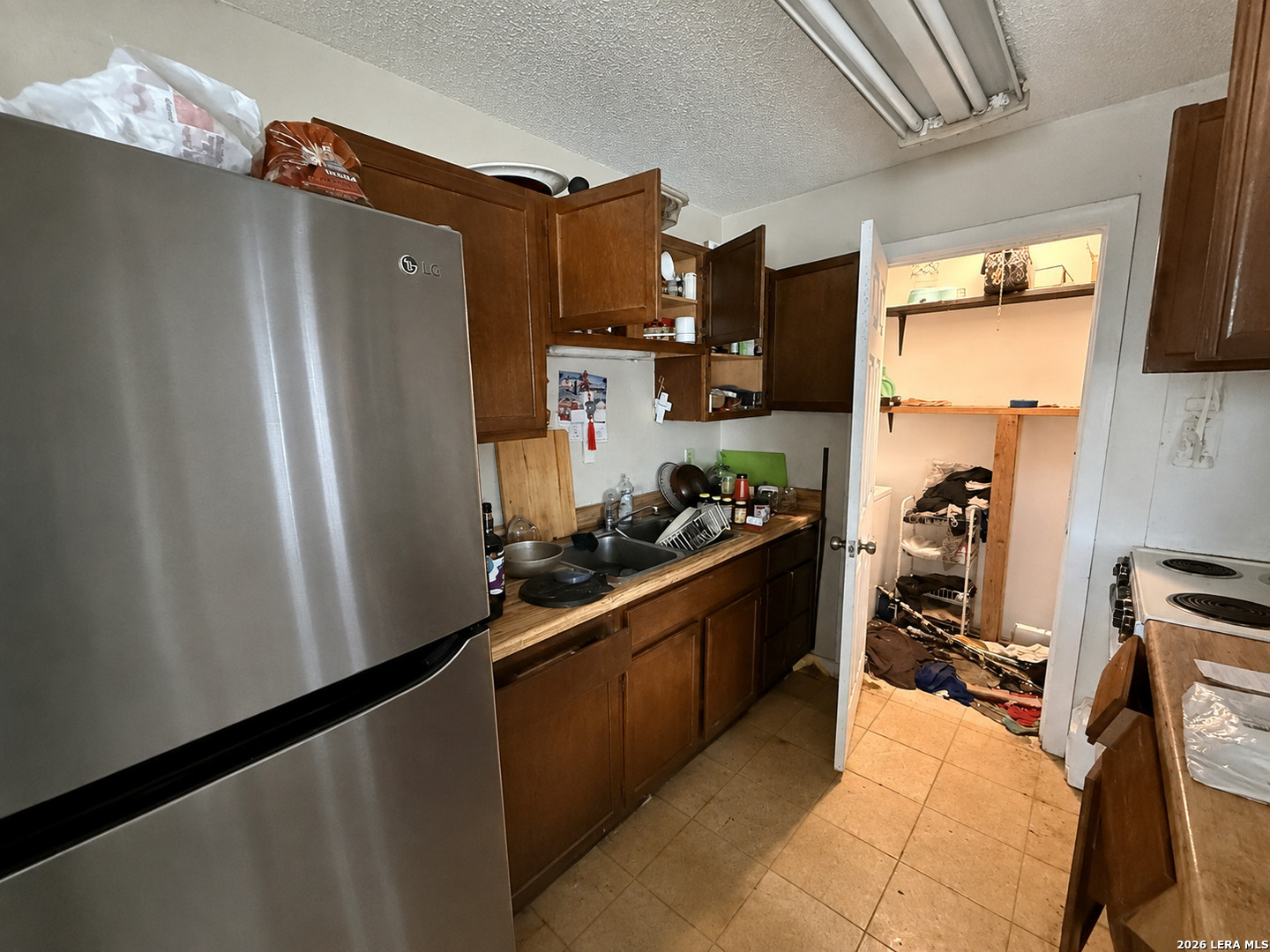 8450 DIXON RIDGE DR, ,  78239 — photo 1