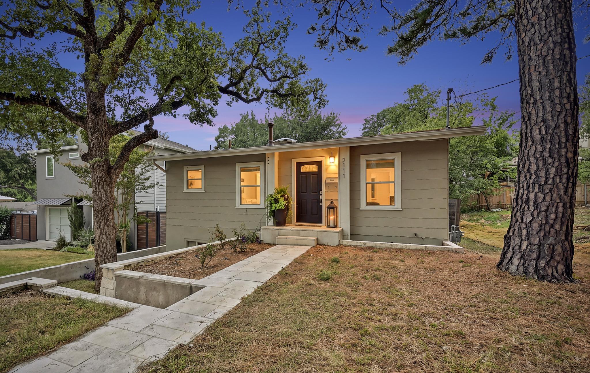 2111 12TH, Austin, TX 78703 — photo 1