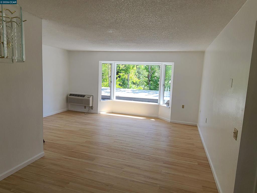 1224 Skycrest Dr 3, Walnut Creek, CA 94595 — photo 1