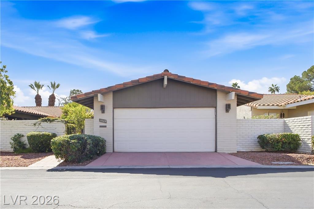 3009 Plaza De Rosa, Las Vegas, NV 89102 — photo 1