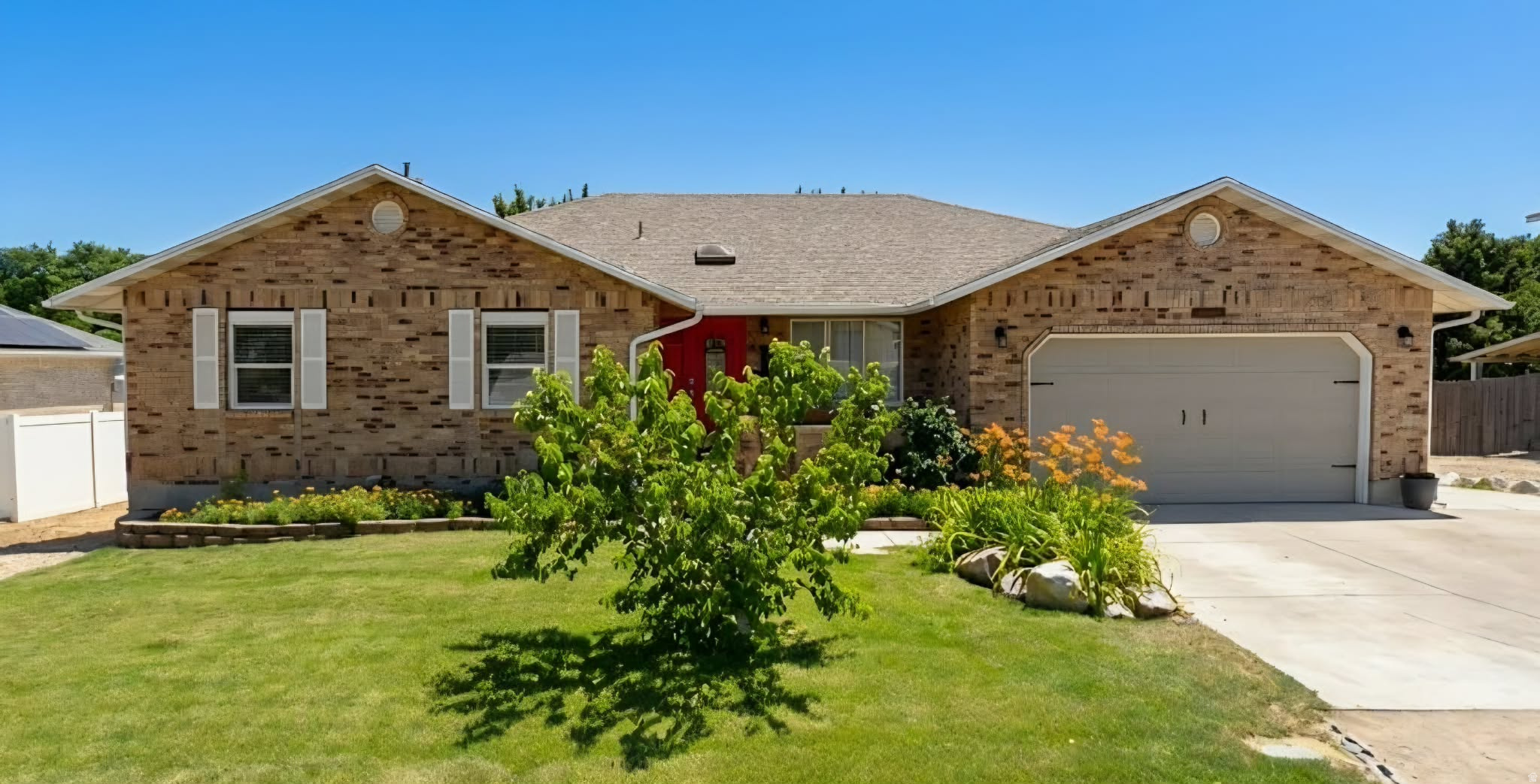 9495 S LOCH AWE DR, South Jordan, UT 84009 — photo 1