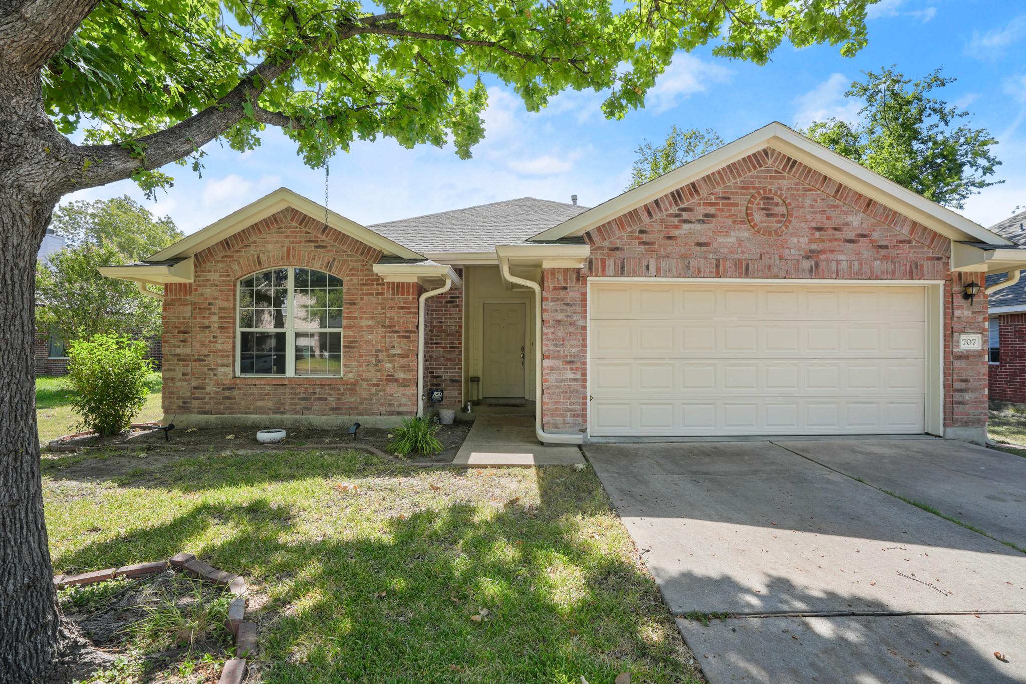 707 Geyser, Pflugerville, TX 78660 — photo 1