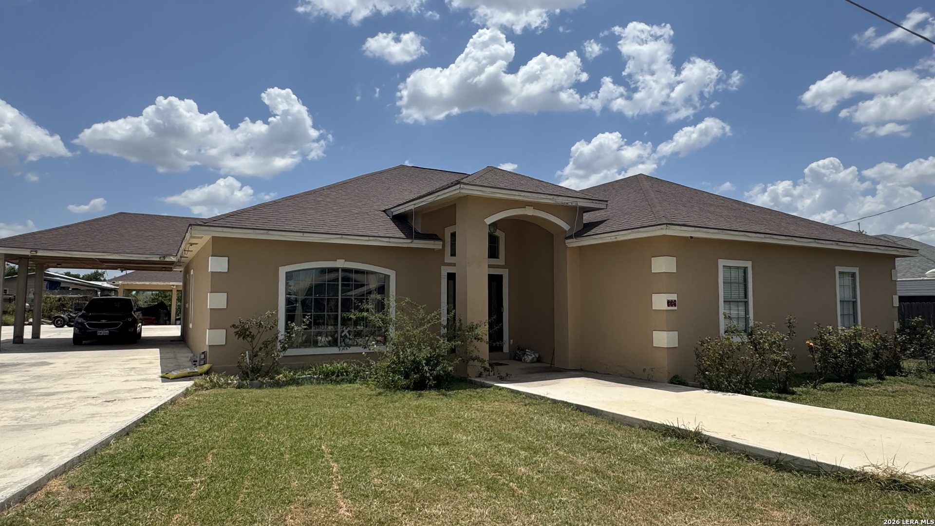116 VIEW DR, ,  78852 — photo 1