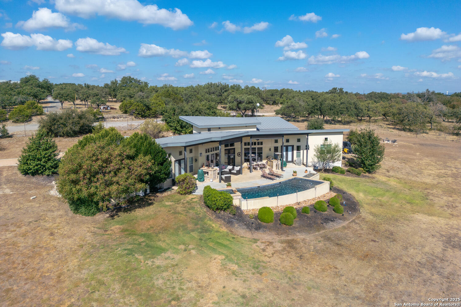 1758 LINCOLN SMITH RD, , 78663 — photo 1