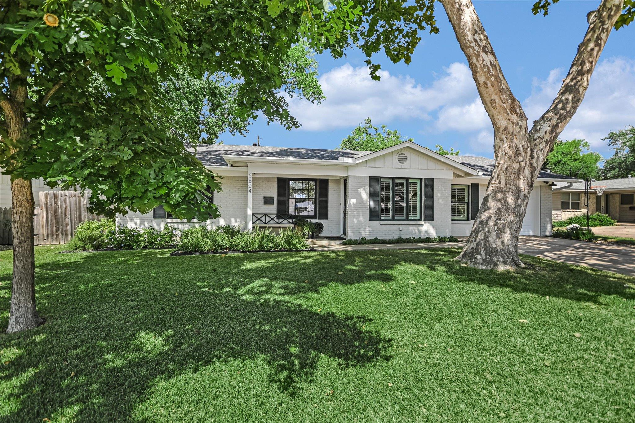 6604 Argentia, Austin, TX 78757 — photo 1