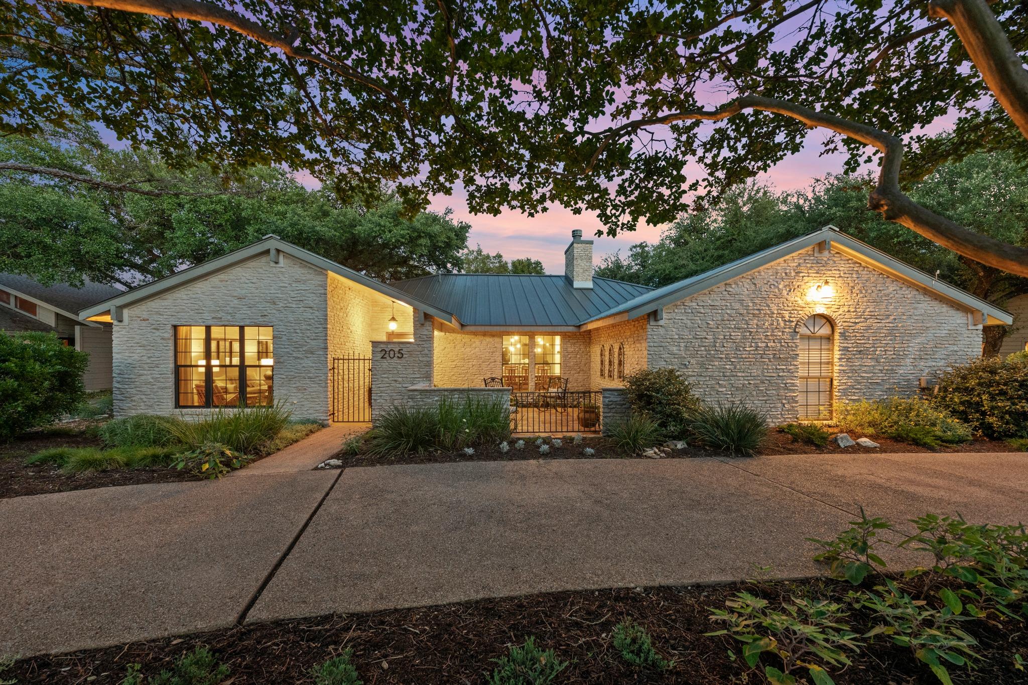 205 Copperleaf, Lakeway, TX 78734 — photo 1