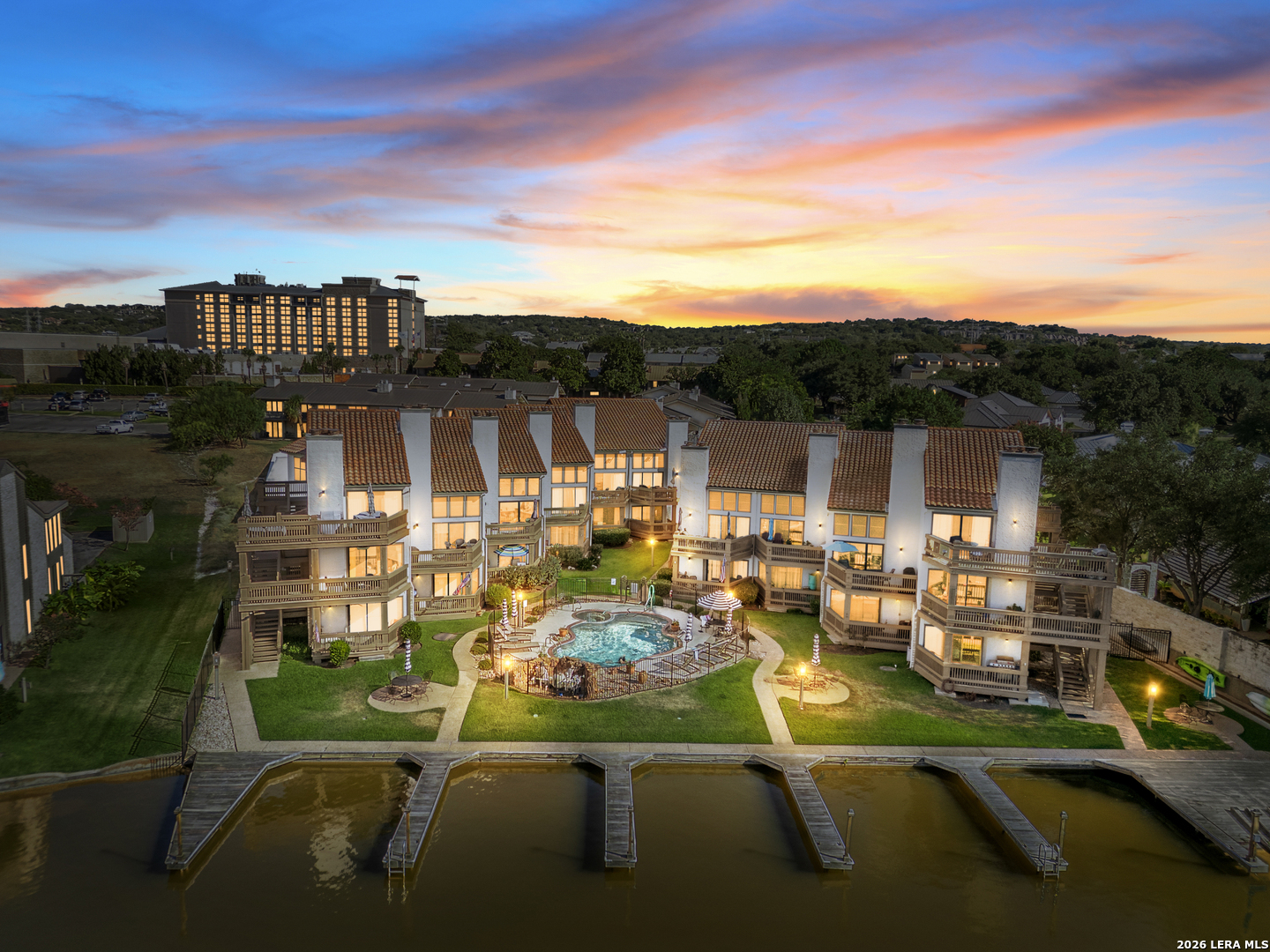 509 Short Circuit, Horseshoe Bay, TX 78657 — photo 1