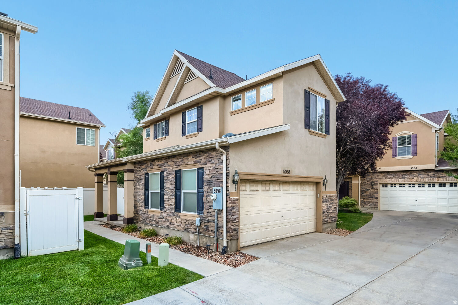 5058 W LONDON BAY DR, Riverton, UT 84096 — photo 1