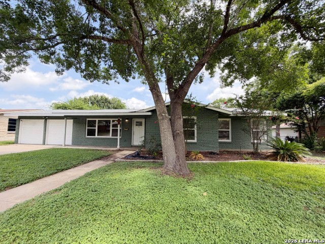 539 Oakleaf Dr, San Antonio, TX 78209 — photo 1