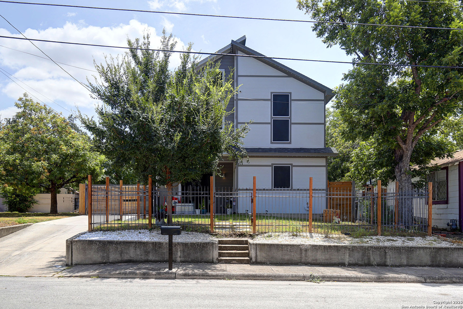 2224 Hicks Ave, ,  78210 — photo 1