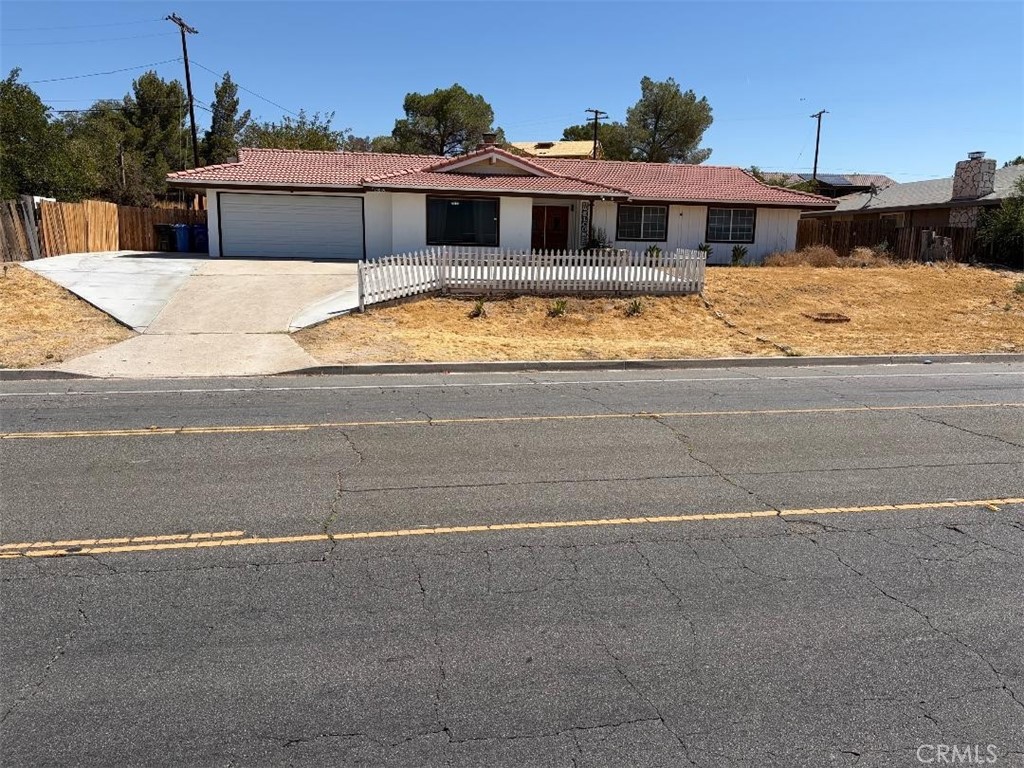 15034 Apple Valley, Apple Valley, CA 92307 — photo 1