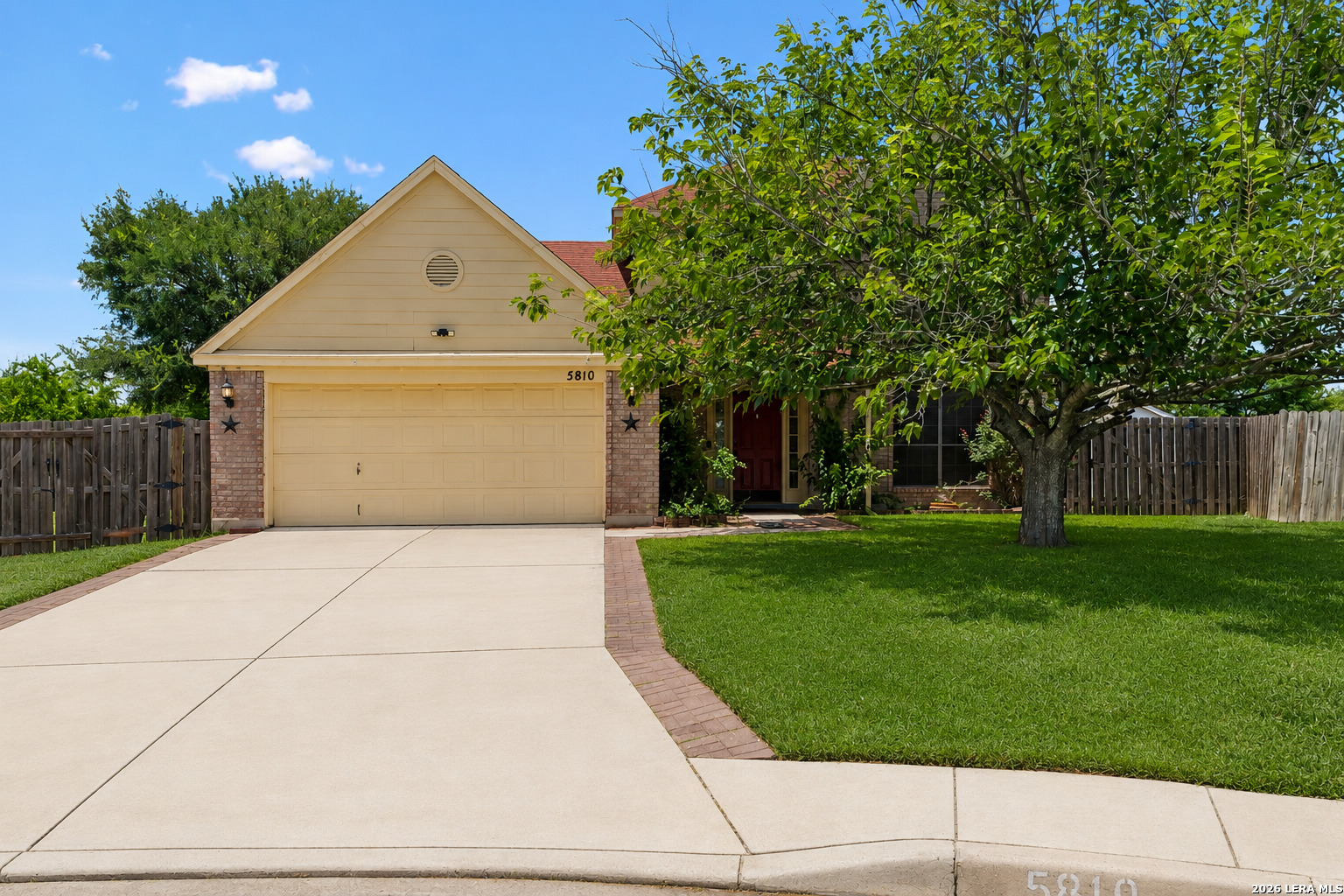 5810 ELK LAKE DR, San Antonio, TX 78244 — photo 1