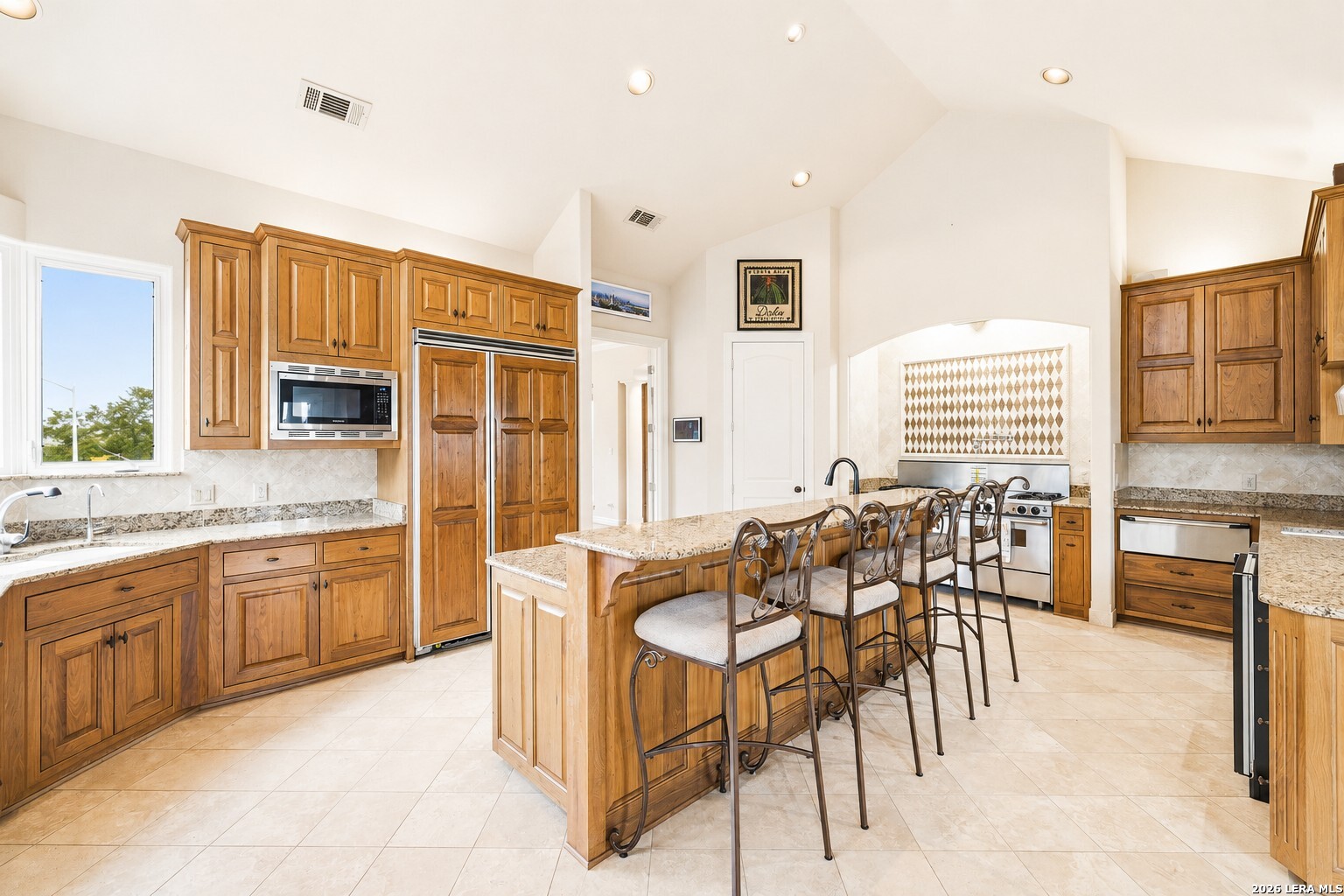 107 Deerwood Drive, , 78028 — photo 1