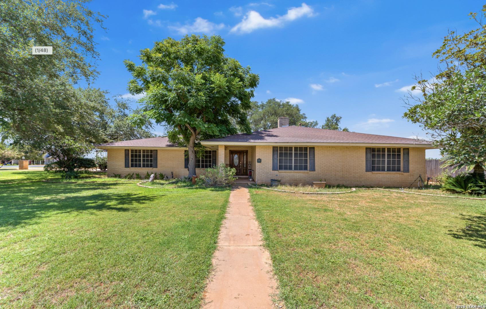 198 ENCINO DRIVE, Pearsall, TX 78061 — photo 1