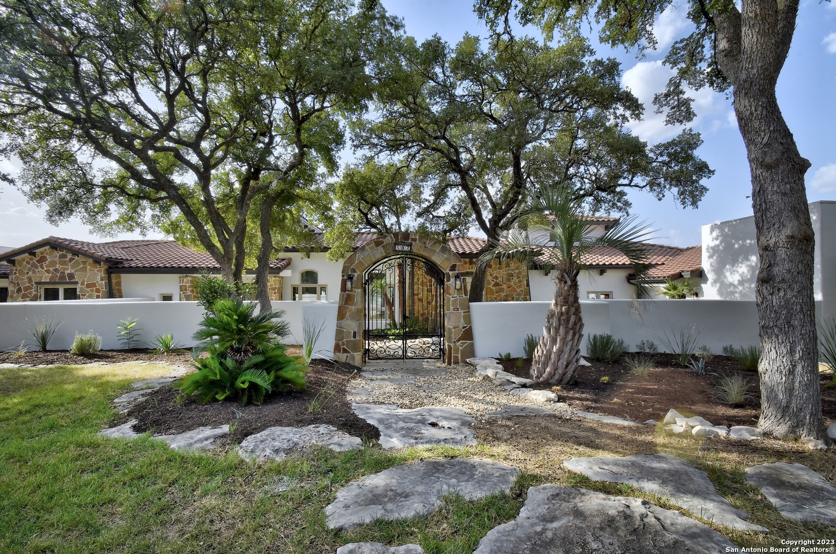 202 WATERSTONE PKWY, Boerne, TX 78006 — photo 1
