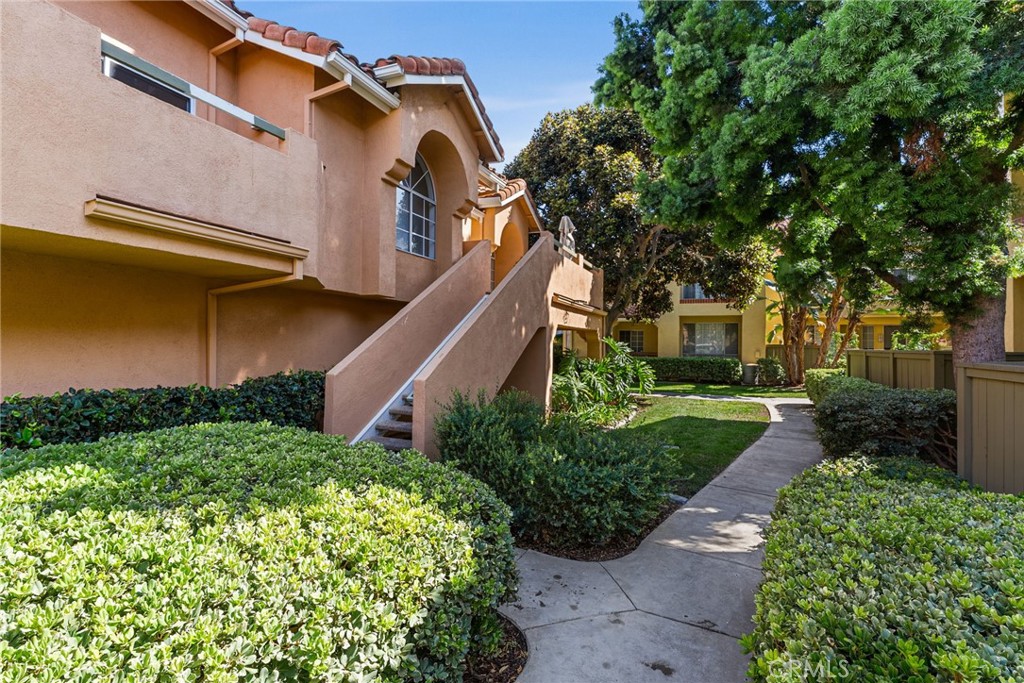 186 Alicante Aisle, Irvine, CA 92614 — photo 1