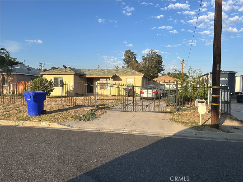 7141 Elmwood, San Bernardino, CA 92404 — photo 1