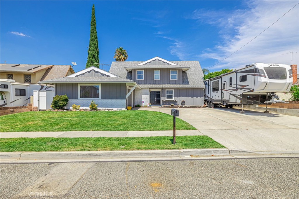 2575 Victoria, Simi Valley, CA 93065 — photo 1