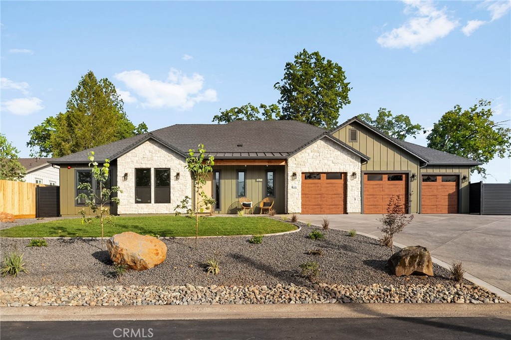 230 Redbud, Paradise, CA 95969 — photo 1