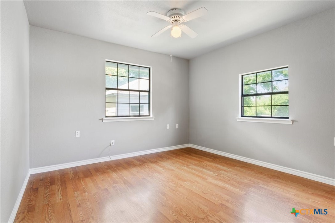 808 10th, Temple, TX 76501 — photo 1