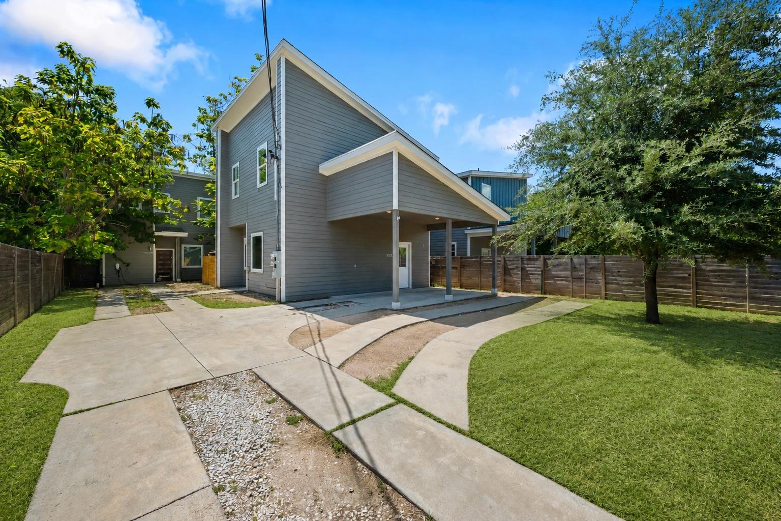 1003 Valdez, Austin, TX 78741 — photo 1