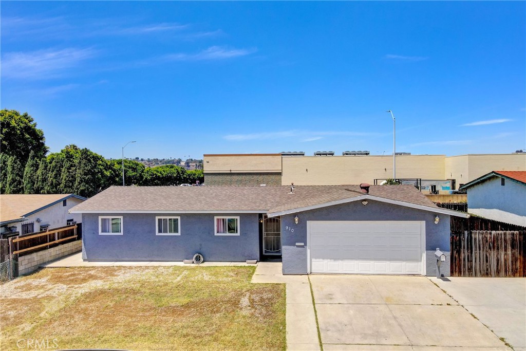 910 Saint George Court, Spring Valley, CA 91977 — photo 1