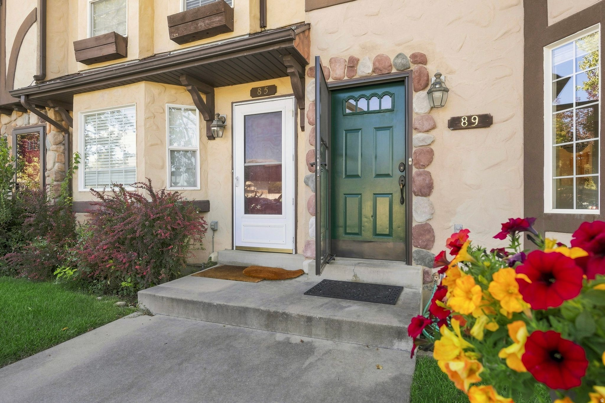 89 S HAMLET CIR #W, Midway, UT 84049 — photo 1