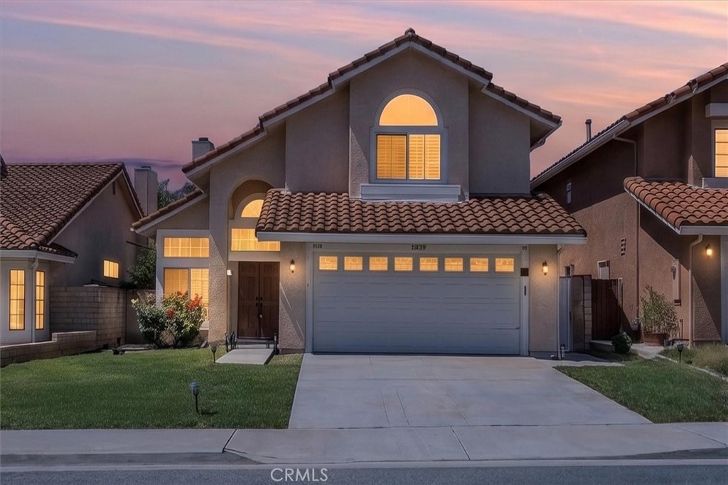537 Savona, Oak Park, CA 91377 — photo 1