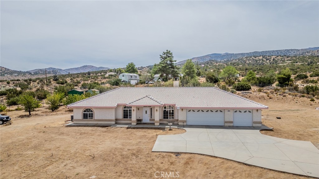 8767 Silver Rock, Pinon Hills, CA 92372 — photo 1