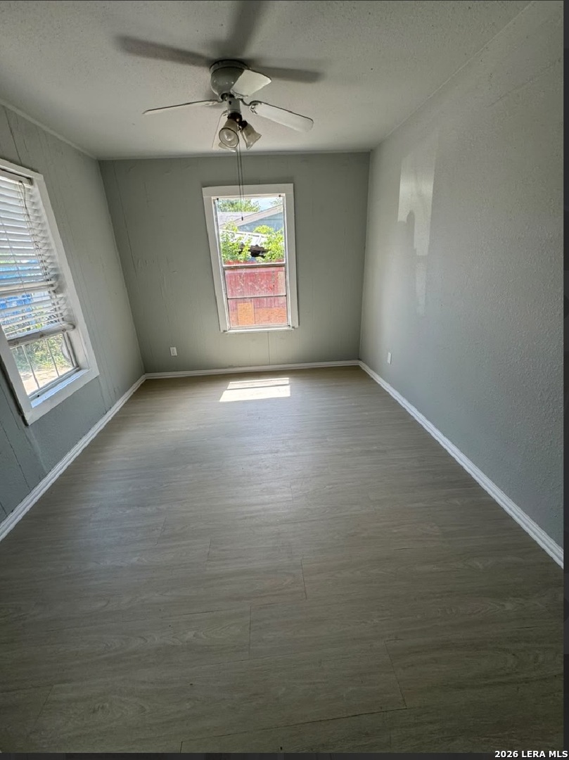 130 PICKFORD AVE, , 78228 — photo 1