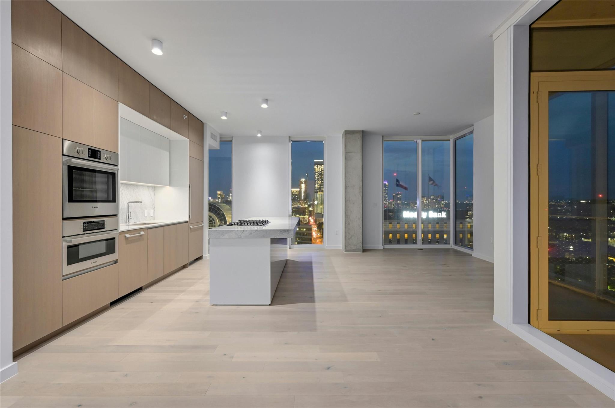 313 17th, Austin, TX 78701 — photo 1