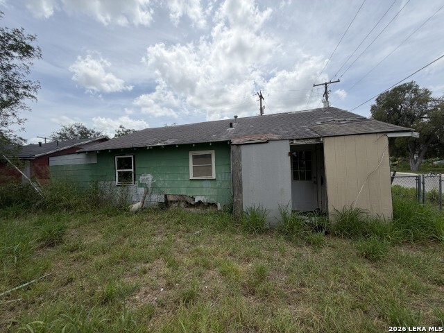 244 FOUNT ST, ,  78064 — photo 1