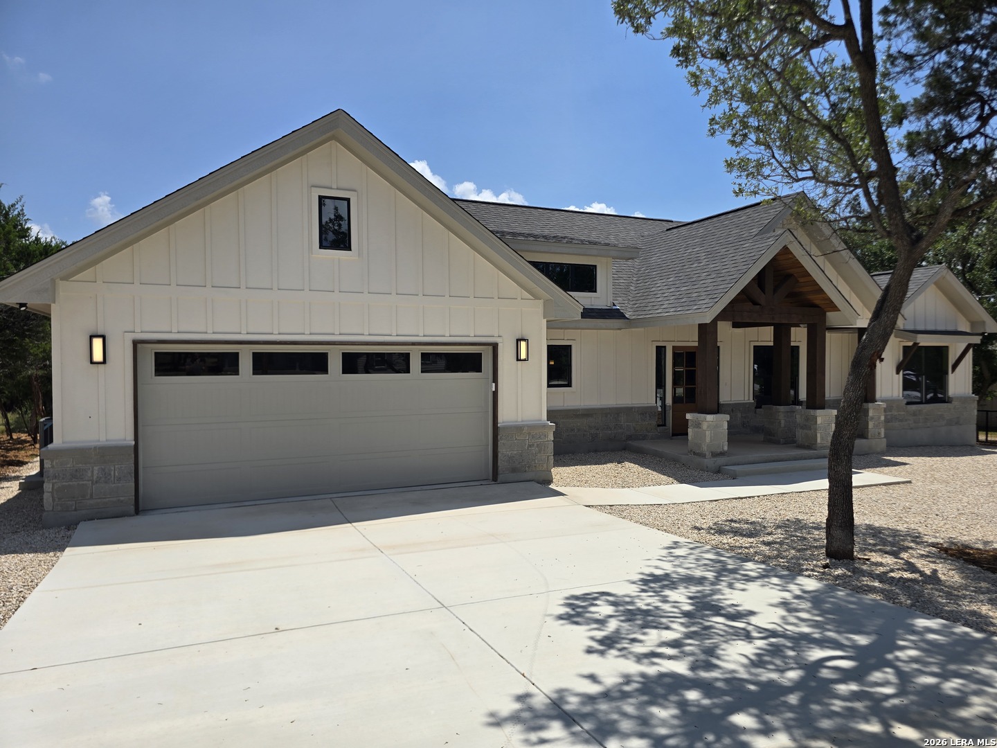 1247 MARLYS AVE, ,  78133 — photo 1