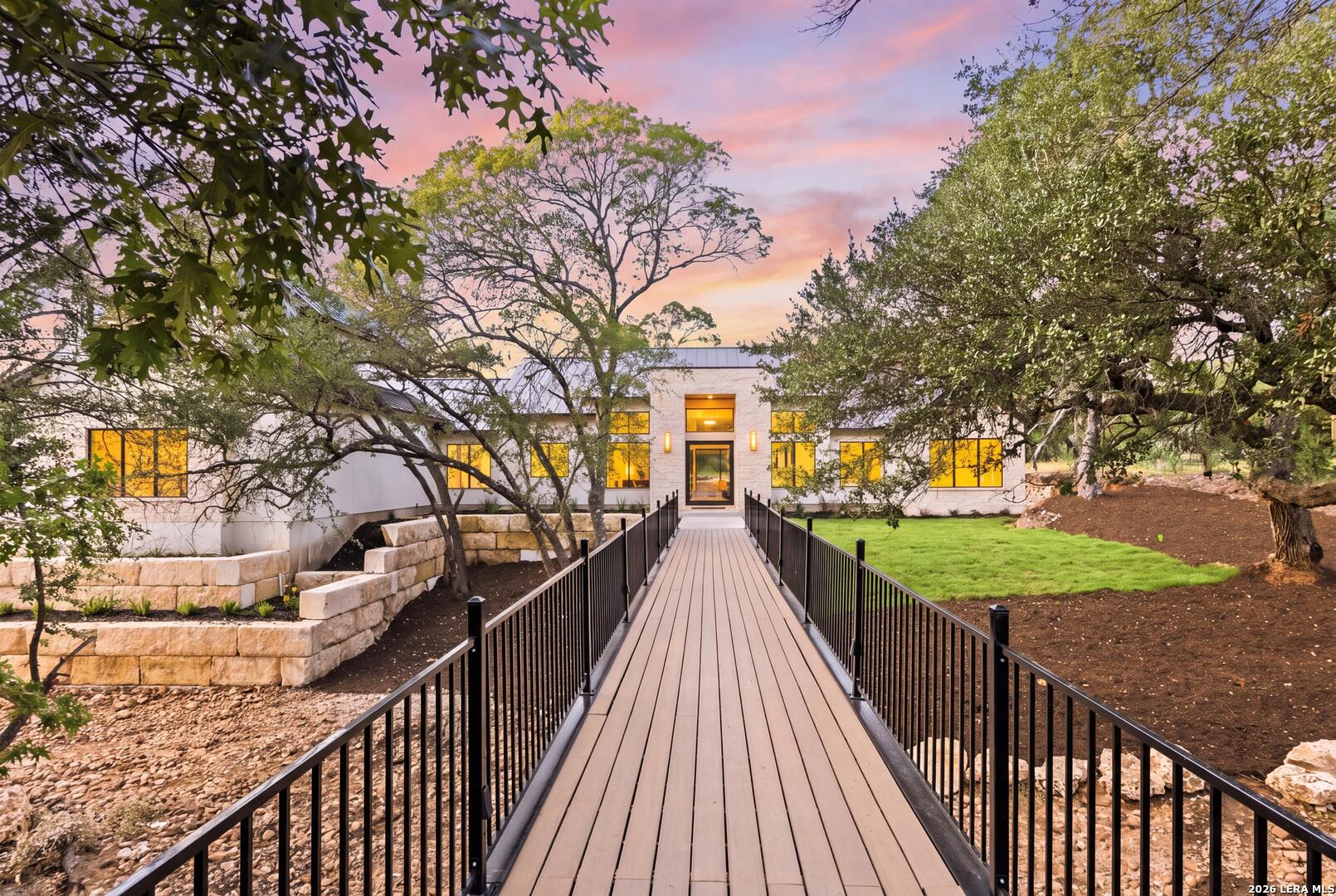 128 Balcones Bend, Boerne, TX 78006 — photo 1