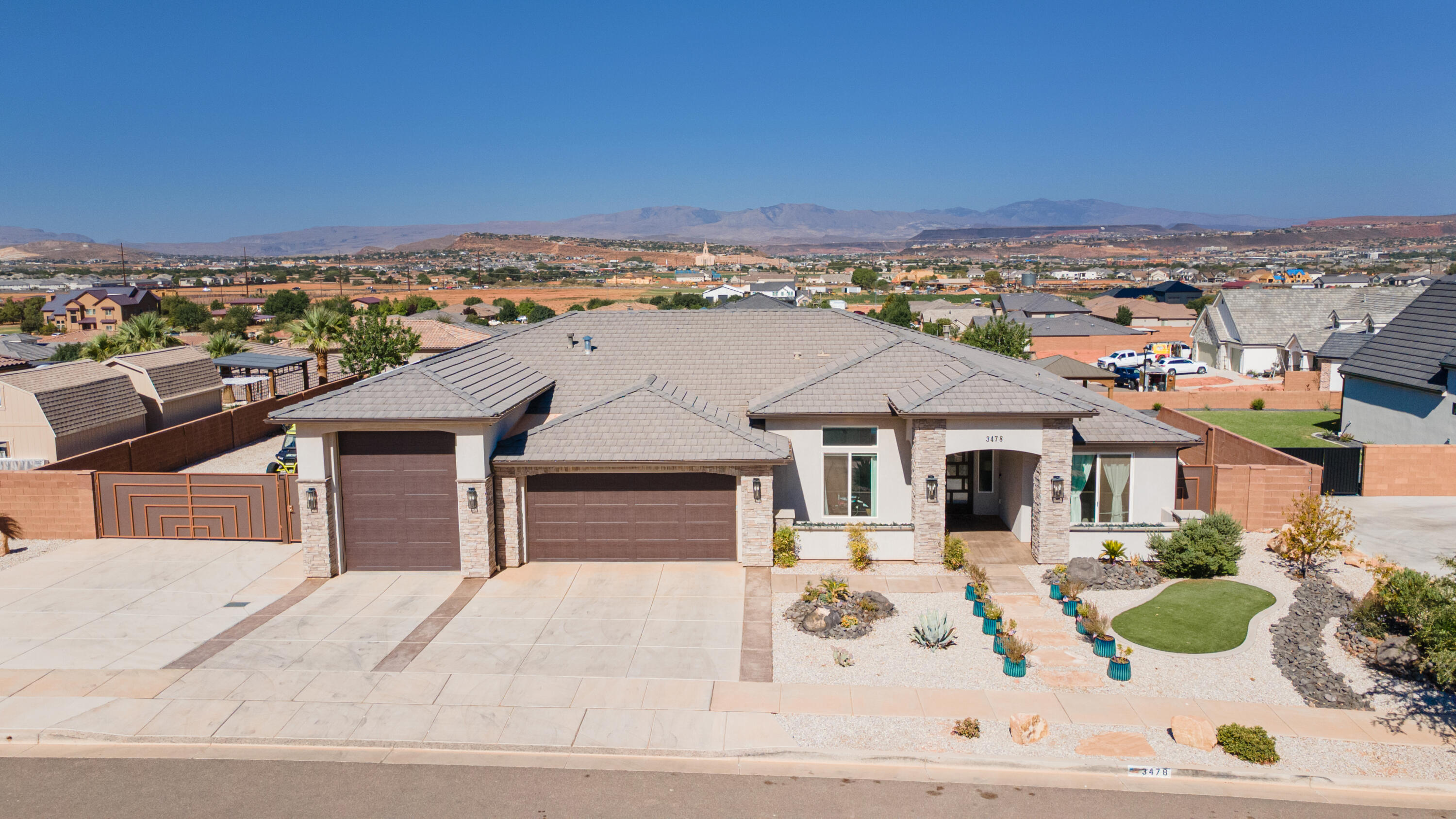 3478 S Pecos DR, Washington, UT 84780 — photo 1