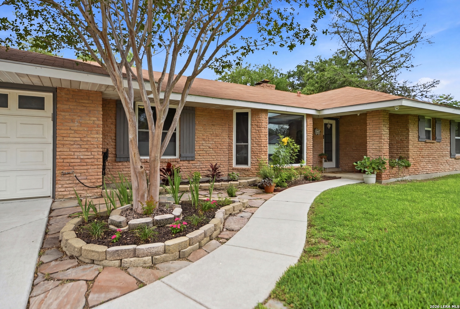 429 DRIFTWIND DR, Windcrest, TX 78239 — photo 1