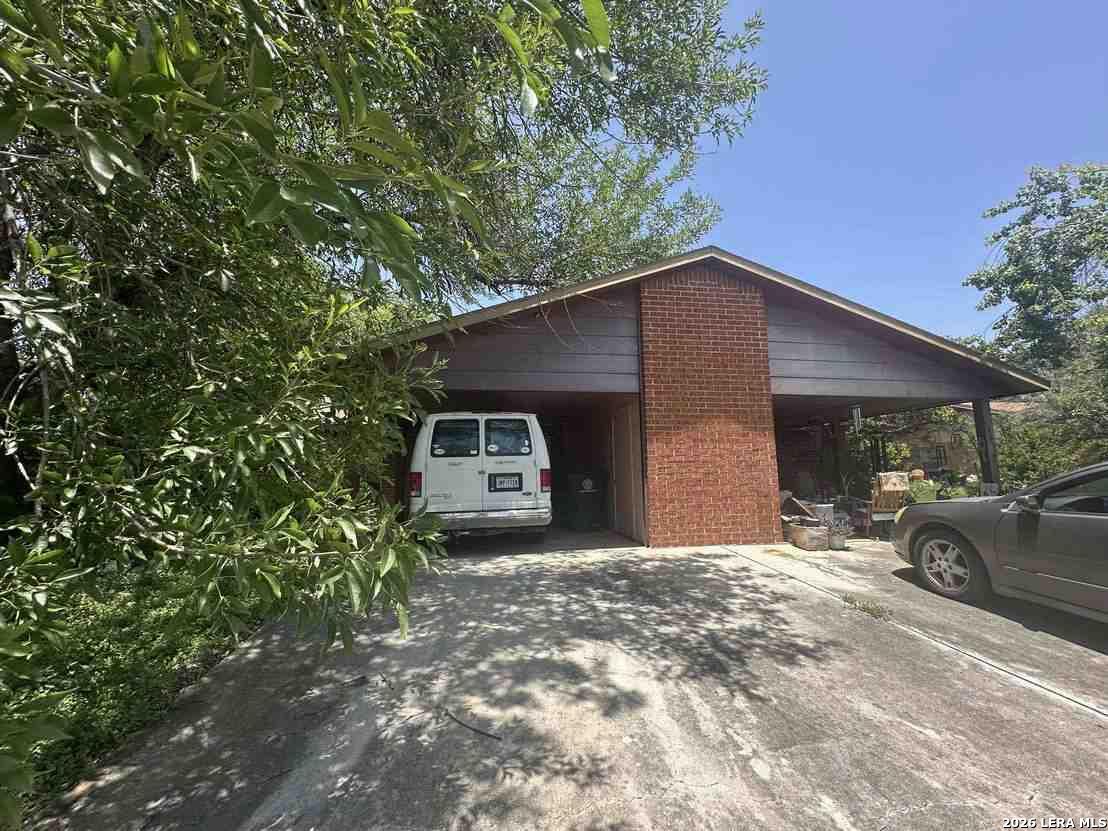 1521 Eichen, New Braunfels, TX 78130 — photo 1