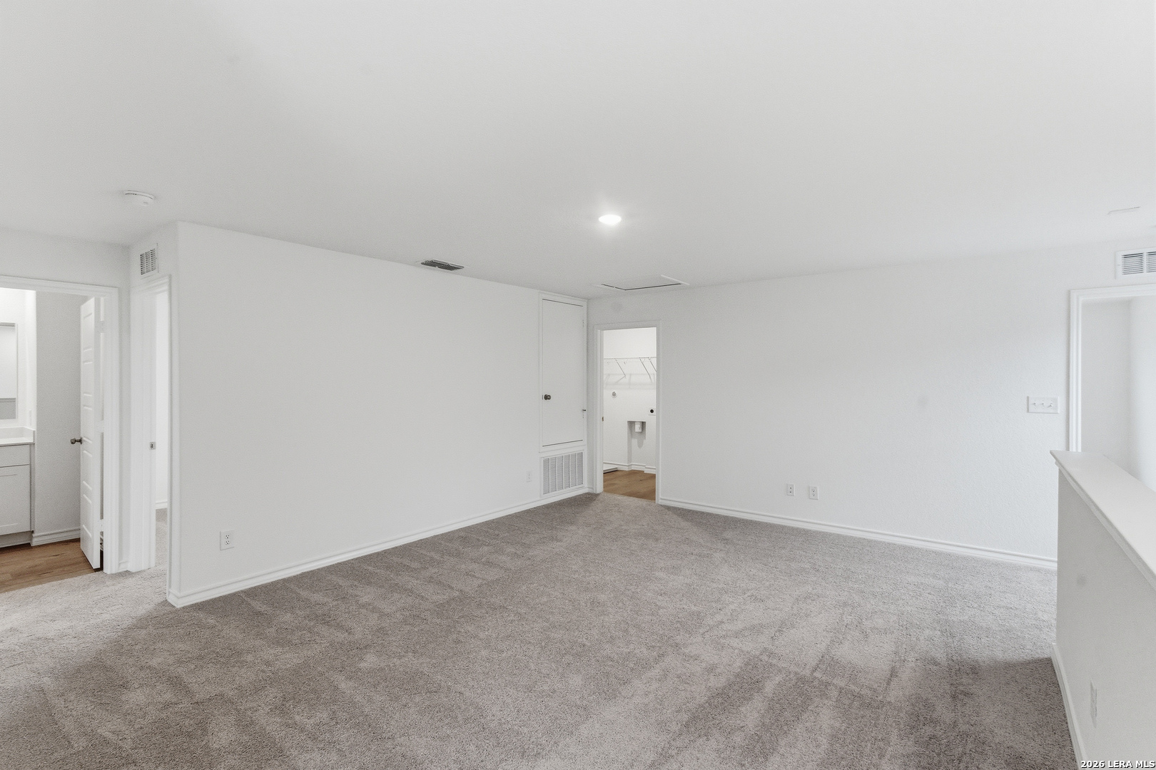 438 White Heron Way, , 78124 — photo 1